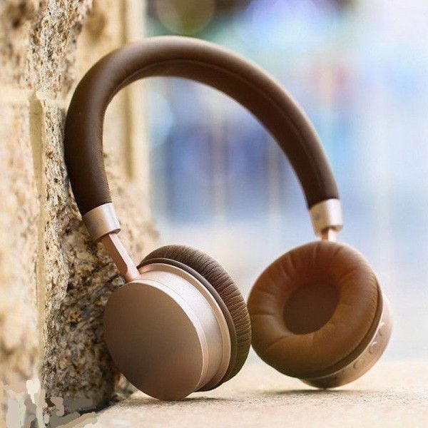 Навушники накладні безпровідні Bluetooth Remax RB-520HB золоті 6954851284857 фото