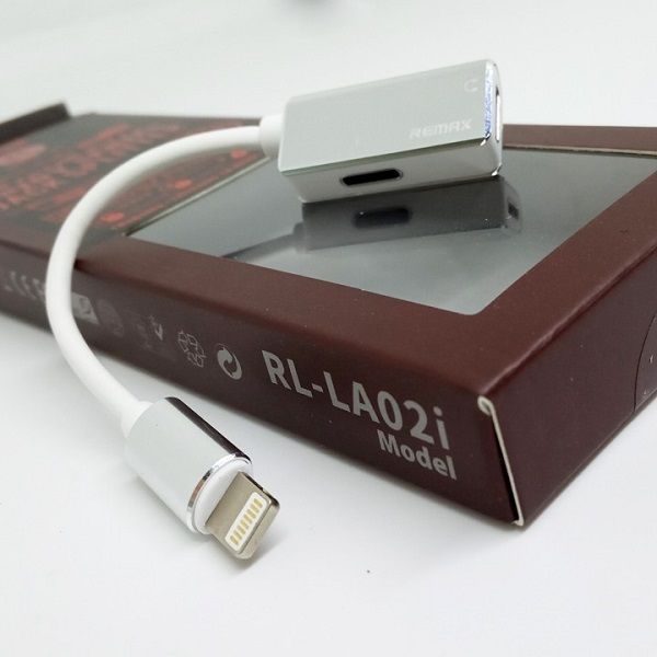 Перехідник Remax RL-LA02i Enjoy 2in1 Lightning to 2 Lightning-F 12см білий 6954851298007 фото
